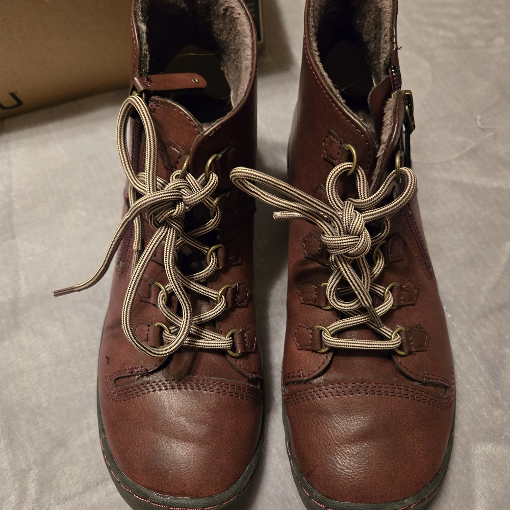 JBU Women's Lace Up Boots - Brown